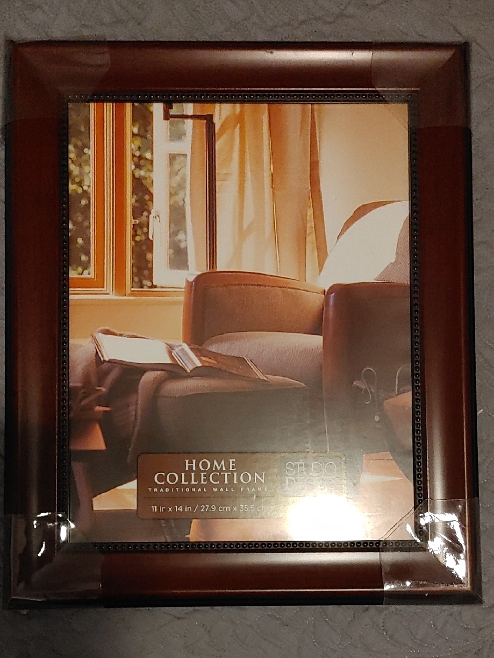 Home Collection Brown Wooden Wall Frame with Beaded Inner Trim